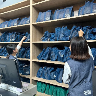 温泉施設スタッフ