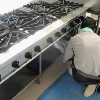 厨房機器の納品・設置・修理