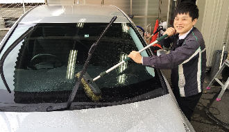 川西市】車の移動や車の中の清掃などのお仕事｜株式会社トヨタレンタ 