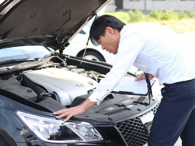 神戸市西区 中古車買取 販売の営業スタッフ ウエストオートサービス株式会社