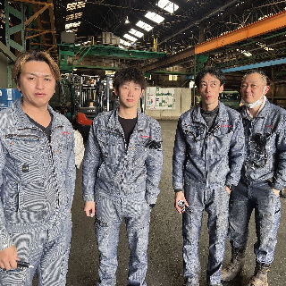 30～40代中心の活気ある職場