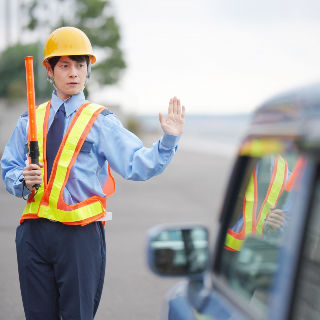 駐車場警備員